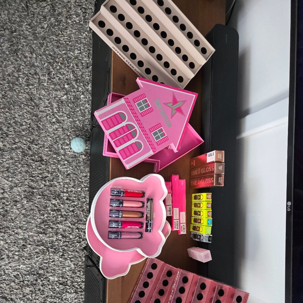 Huge jeffree star lot!